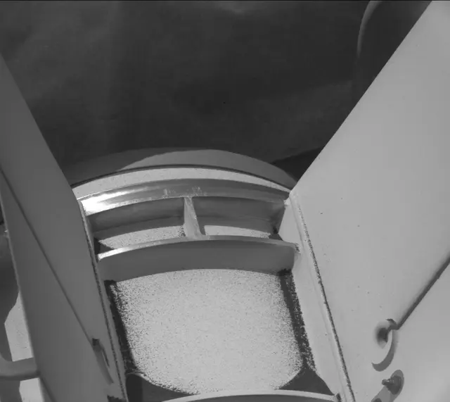 Sol 2600: Mast Camera (Mastcam)