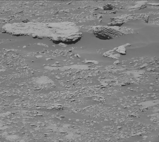 Sol 2600: Mast Camera (Mastcam)