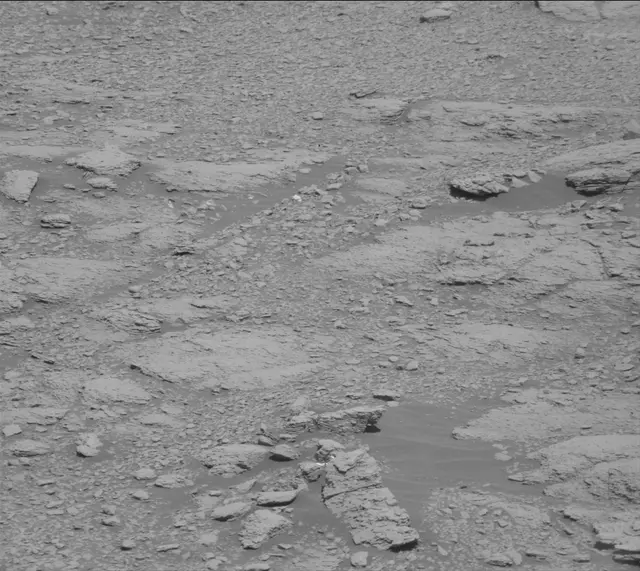 Sol 2600: Mast Camera (Mastcam)