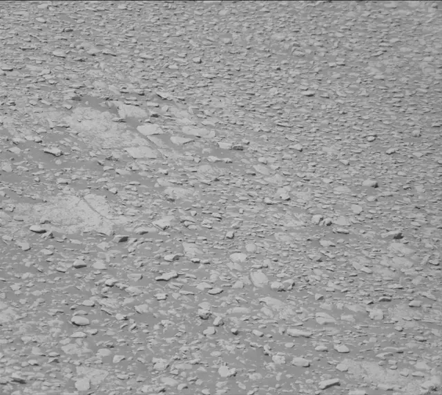 Sol 2600: Mast Camera (Mastcam)