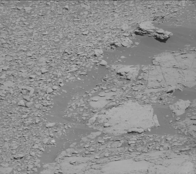 Sol 2600: Mast Camera (Mastcam)