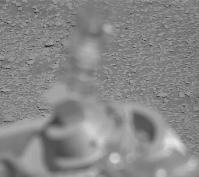 Sol 2600: Mast Camera (Mastcam)