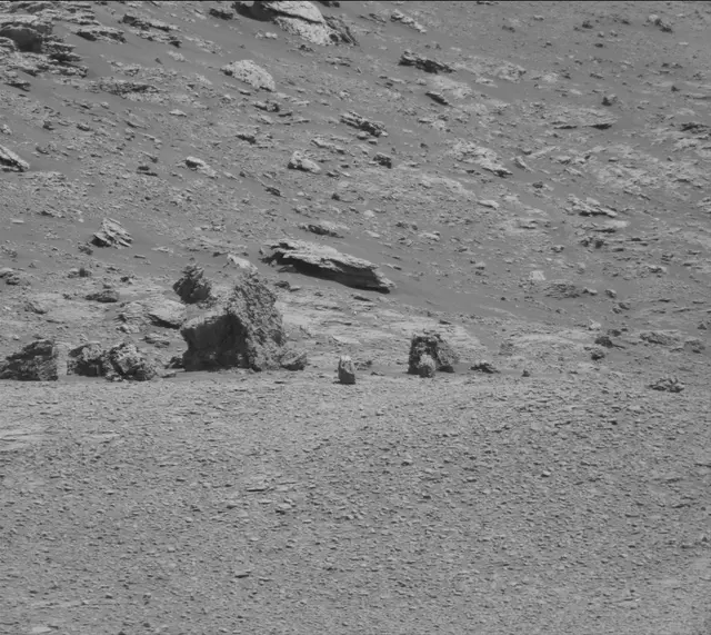 Sol 2601: Mast Camera (Mastcam)