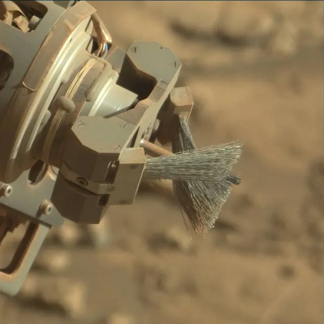 Sol 2601: Mast Camera (Mastcam)