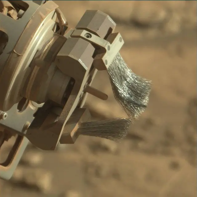 Sol 2601: Mast Camera (Mastcam)