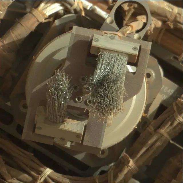 Sol 2601: Mast Camera (Mastcam)