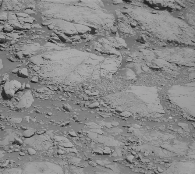 Sol 2601: Mast Camera (Mastcam)