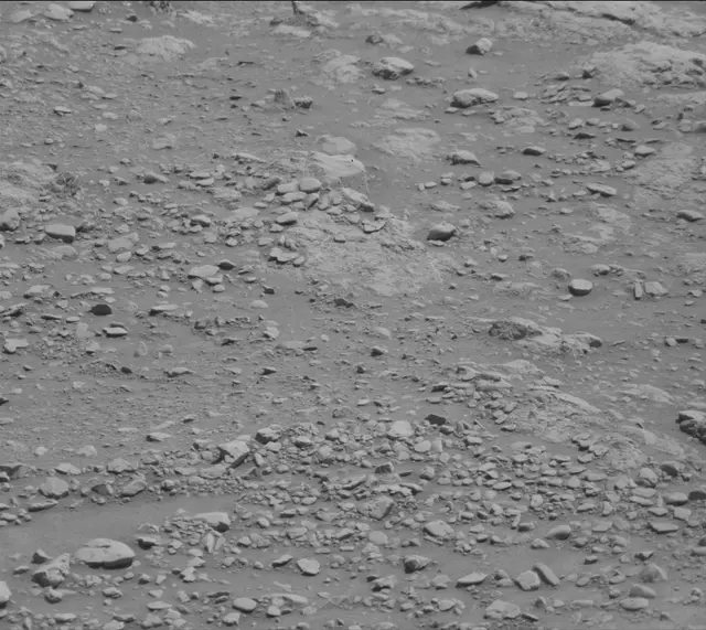 Sol 2601: Mast Camera (Mastcam)