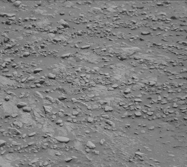 Sol 2601: Mast Camera (Mastcam)