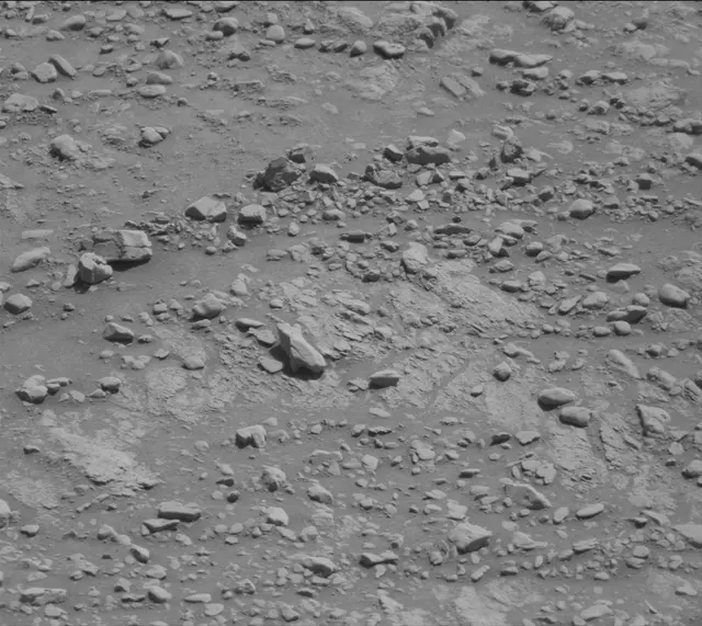 Sol 2601: Mast Camera (Mastcam)