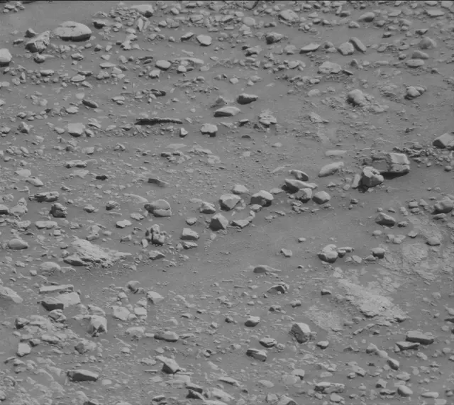 Sol 2601: Mast Camera (Mastcam)