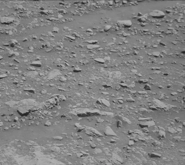 Sol 2601: Mast Camera (Mastcam)