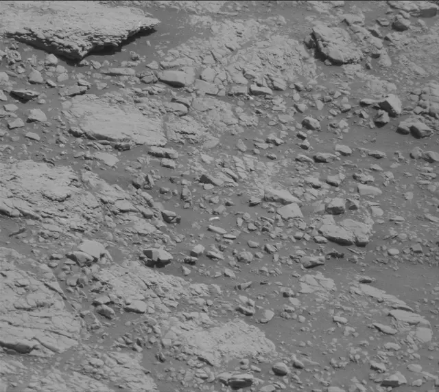 Sol 2601: Mast Camera (Mastcam)
