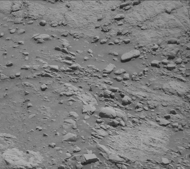 Sol 2601: Mast Camera (Mastcam)