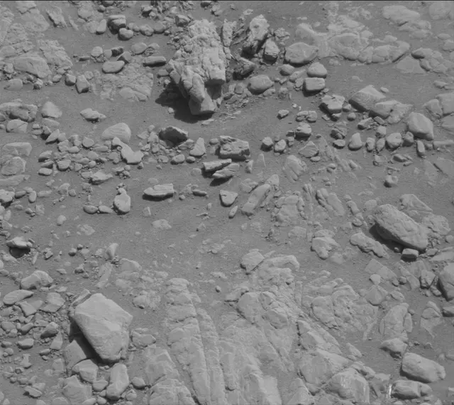 Sol 2601: Mast Camera (Mastcam)