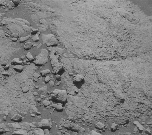 Sol 2601: Mast Camera (Mastcam)