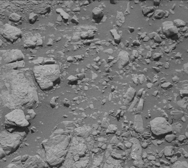 Sol 2601: Mast Camera (Mastcam)