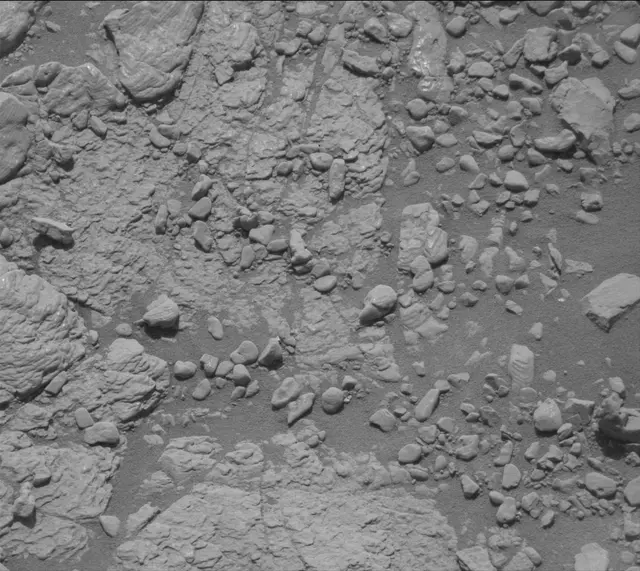 Sol 2601: Mast Camera (Mastcam)