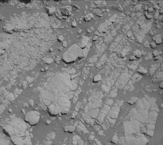 Sol 2601: Mast Camera (Mastcam)