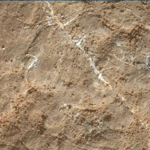 Sol 2601: Mars Hand Lens Imager (MAHLI)