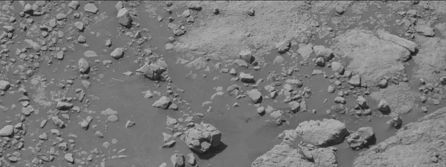 Sol 2602: Mast Camera (Mastcam)