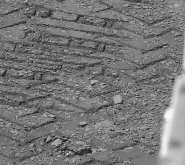 Sol 2602: Mast Camera (Mastcam)