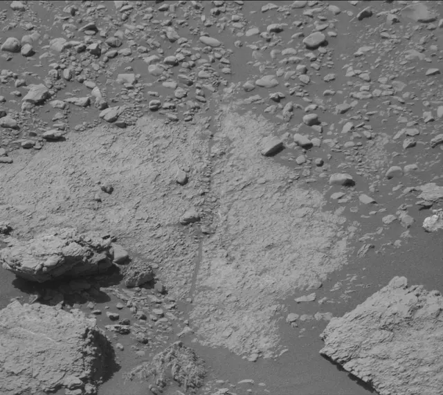 Sol 2602: Mast Camera (Mastcam)