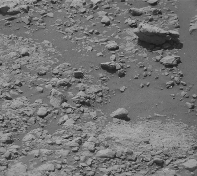 Sol 2602: Mast Camera (Mastcam)