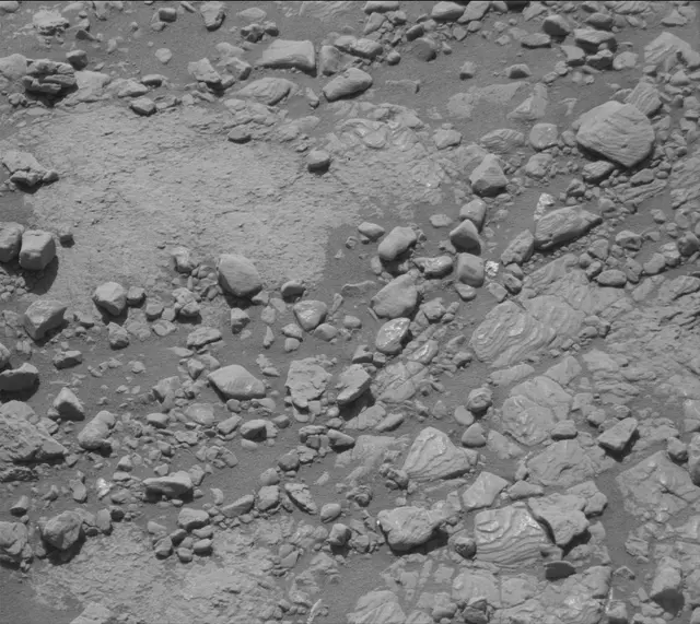 Sol 2602: Mast Camera (Mastcam)