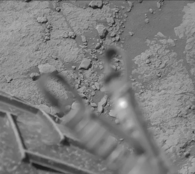 Sol 2602: Mast Camera (Mastcam)