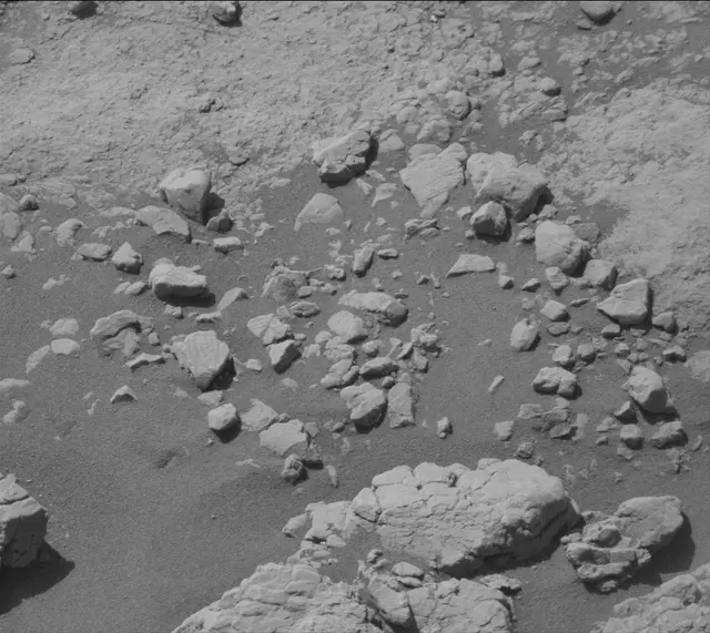 Sol 2602: Mast Camera (Mastcam)