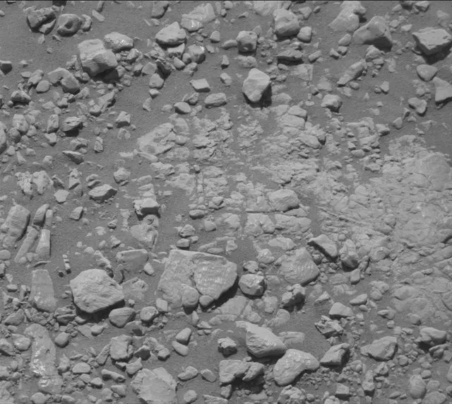 Sol 2602: Mast Camera (Mastcam)