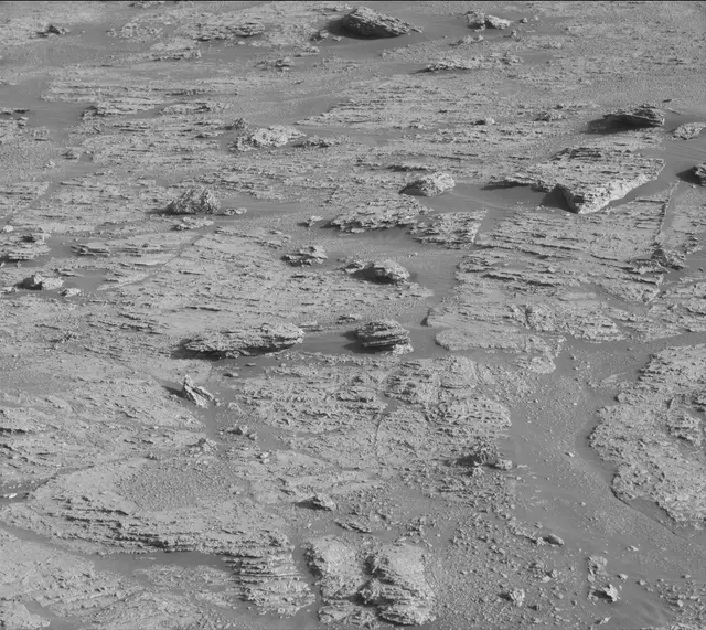 Sol 2604: Mast Camera (Mastcam)