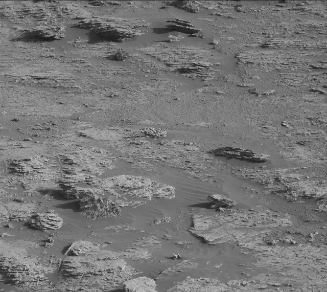 Sol 2604: Mast Camera (Mastcam)