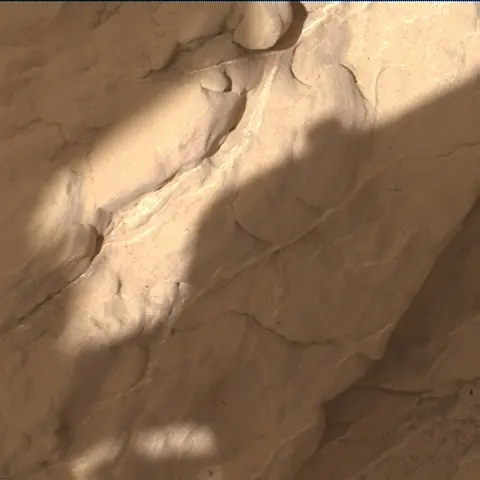 Sol 2604: Mars Hand Lens Imager (MAHLI)