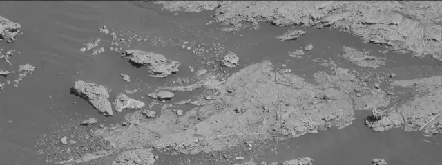 Sol 2606: Mast Camera (Mastcam)
