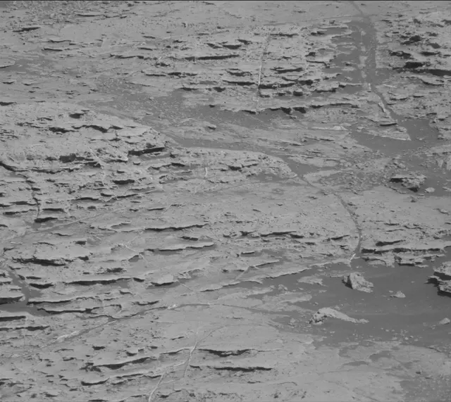 Sol 2606: Mast Camera (Mastcam)