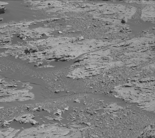 Sol 2606: Mast Camera (Mastcam)