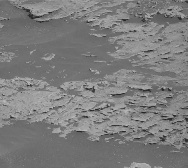 Sol 2606: Mast Camera (Mastcam)