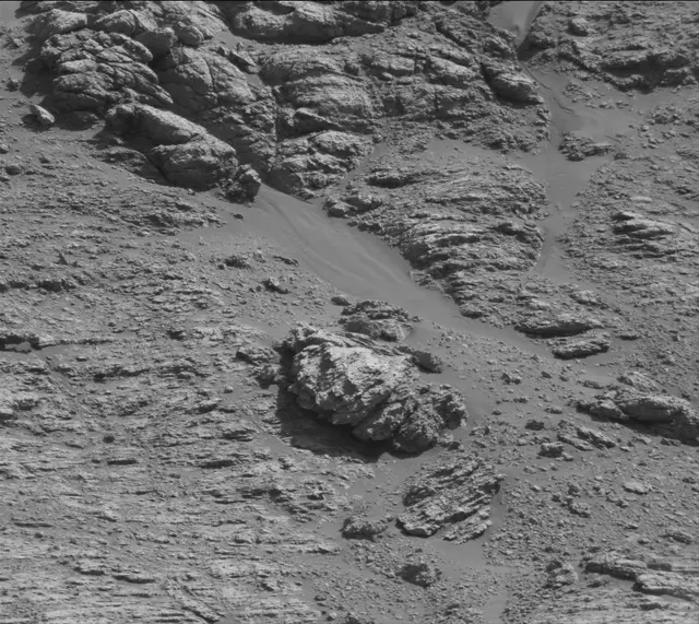 Sol 2606: Mast Camera (Mastcam)