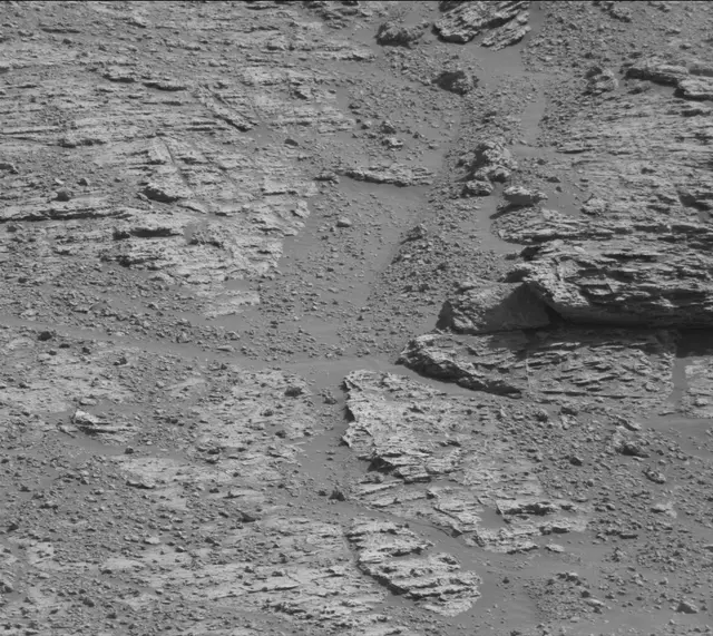 Sol 2606: Mast Camera (Mastcam)