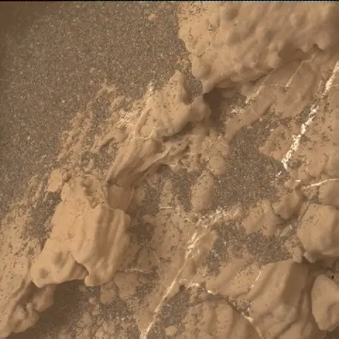 Sol 2606: Mars Hand Lens Imager (MAHLI)