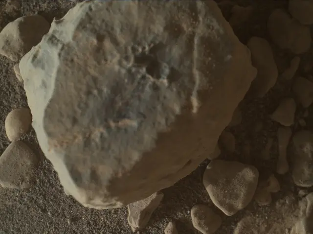 Sol 2608: Mars Hand Lens Imager (MAHLI)