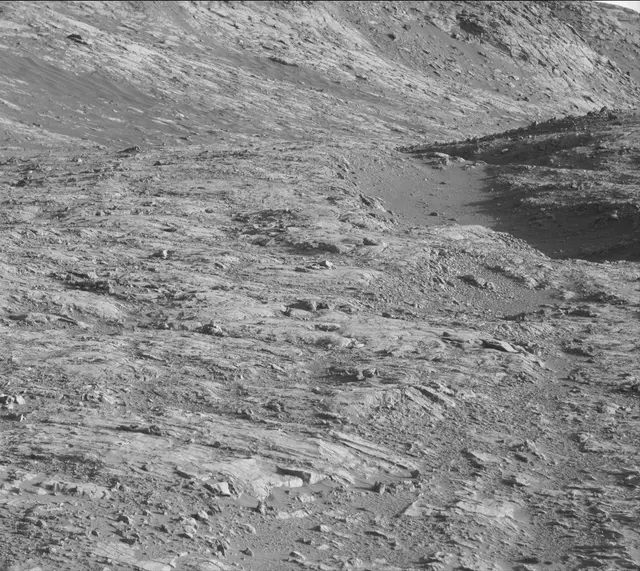 Sol 2611: Mast Camera (Mastcam)