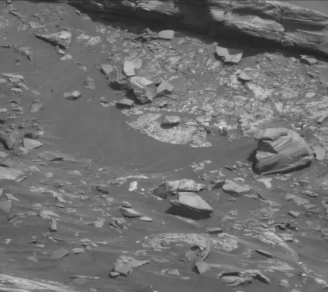 Sol 2611: Mast Camera (Mastcam)