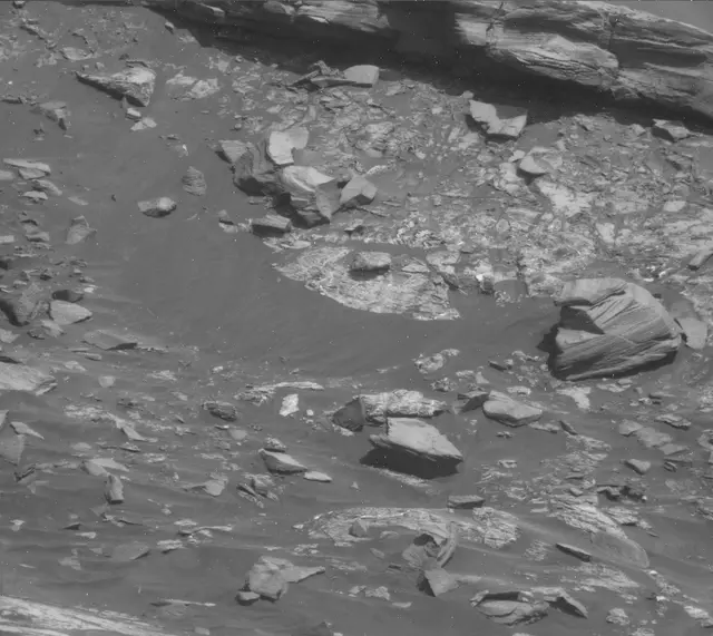 Sol 2611: Mast Camera (Mastcam)