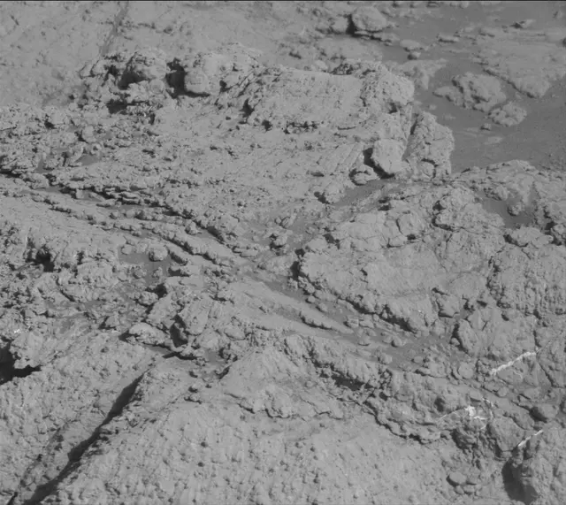Sol 2611: Mast Camera (Mastcam)