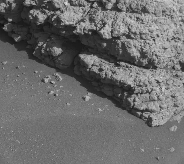 Sol 2611: Mast Camera (Mastcam)