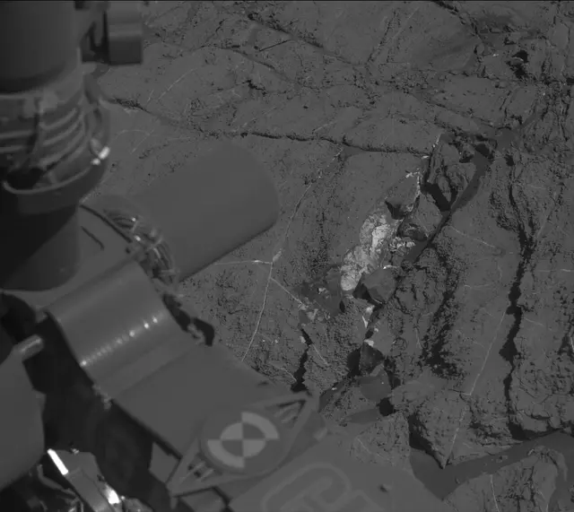 Sol 2613: Mast Camera (Mastcam)