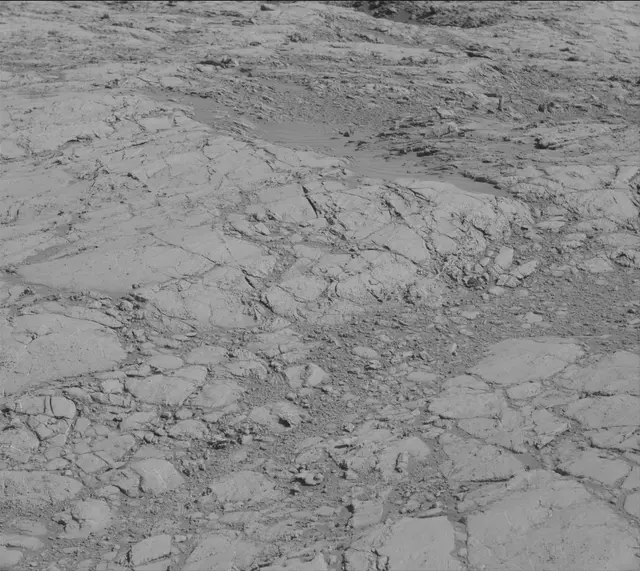Sol 2613: Mast Camera (Mastcam)